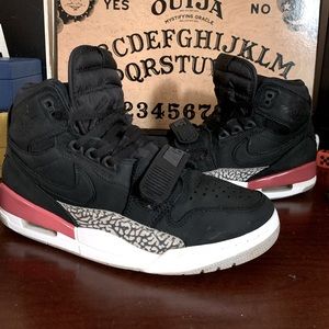 Size 8. - Jordan Legacy 312 Black Suede 2019